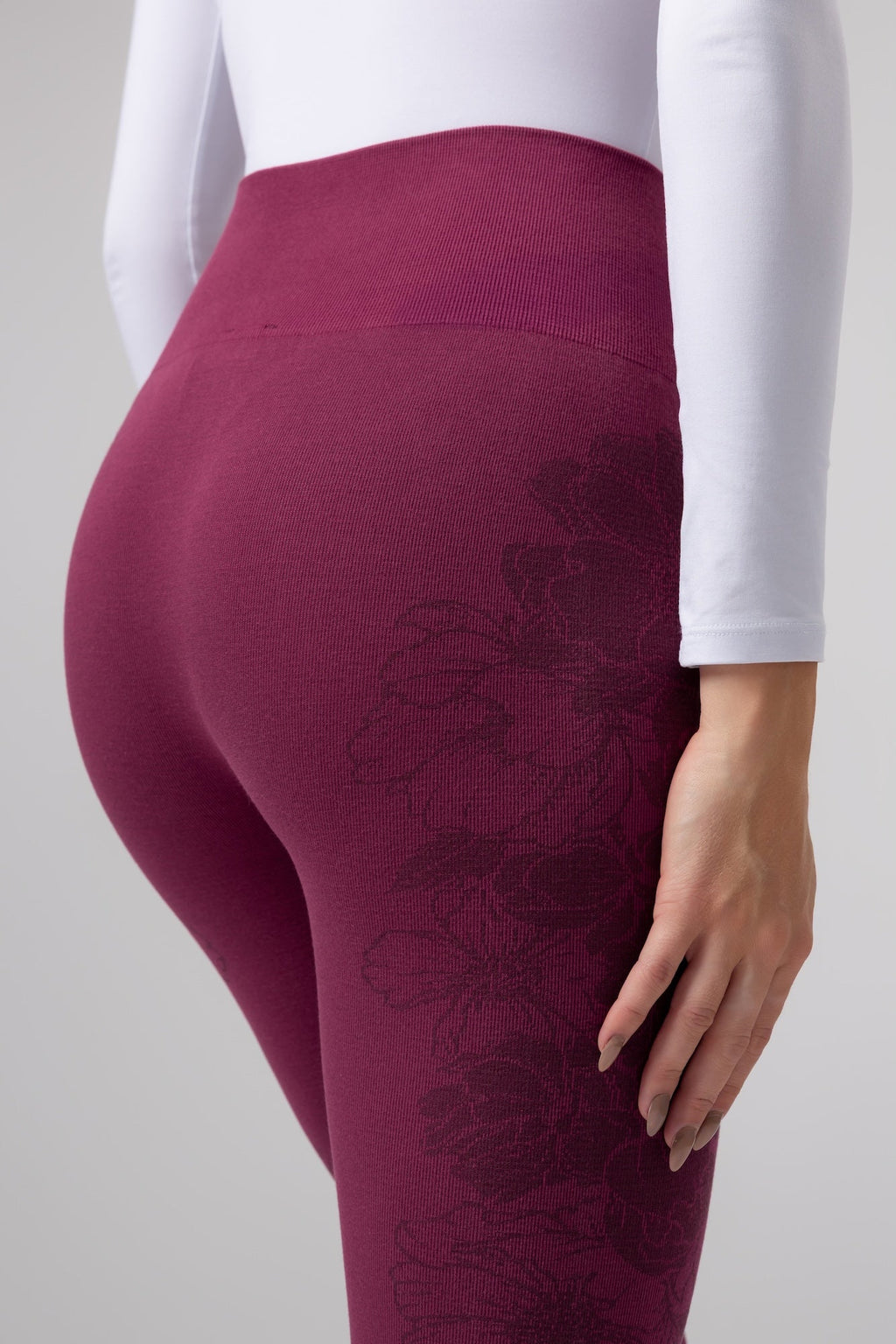 Seamless tajice Avila