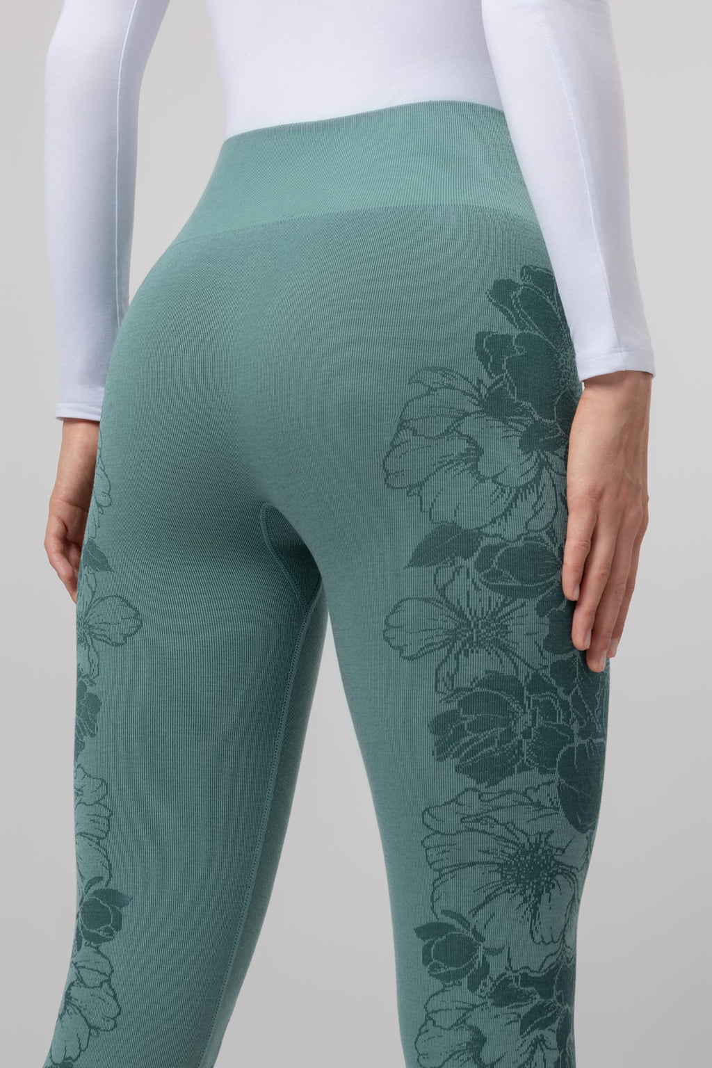 Seamless tajice Waveland