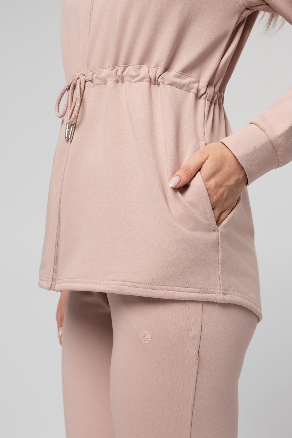 Supercomfort dukserica Shenseea