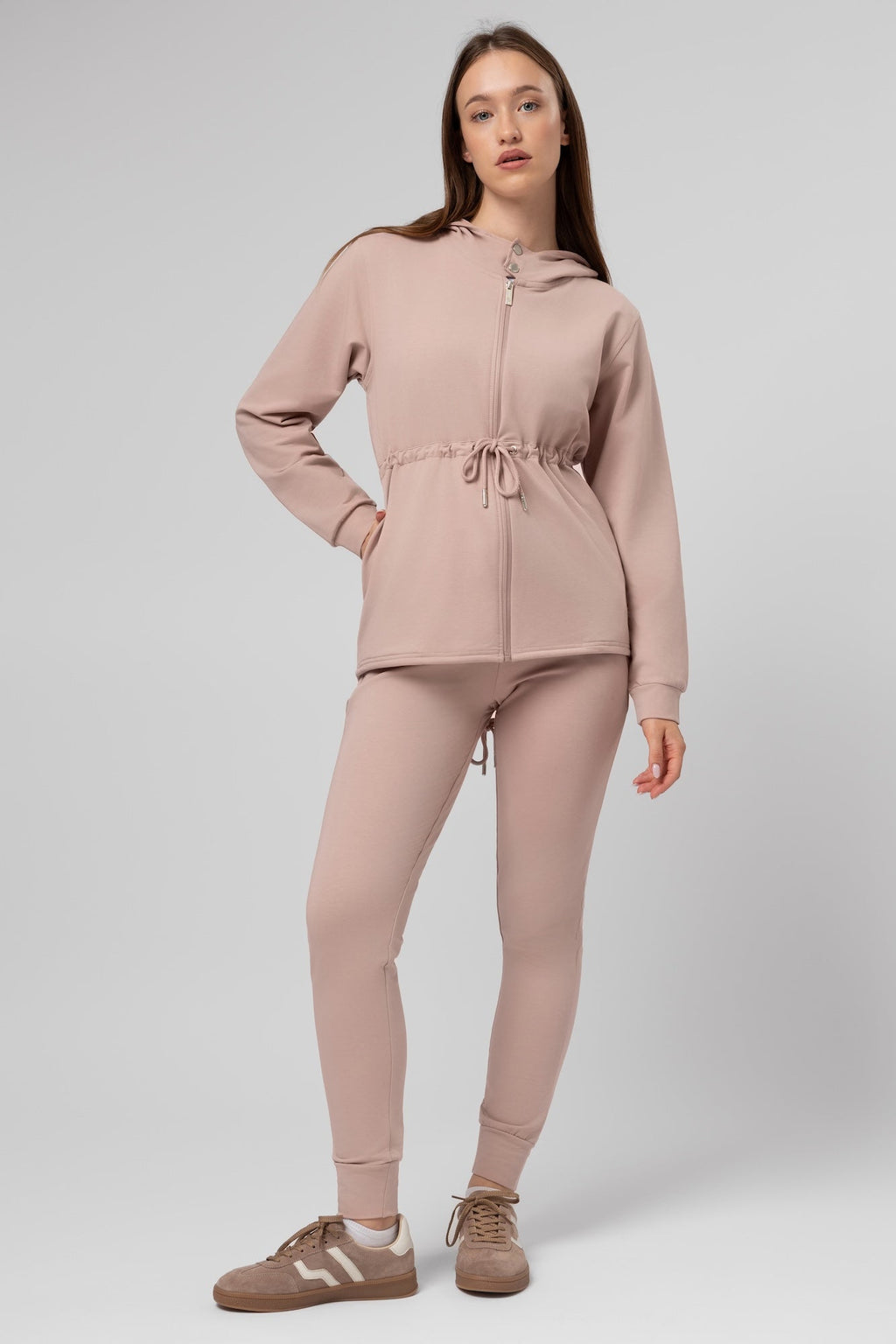 Supercomfort dukserica Shenseea